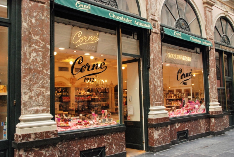 ecommerce-LE CANNET-min_chocolate_chocolaterie_shop_luxury_chic_gallery_brussels_belgium-558146